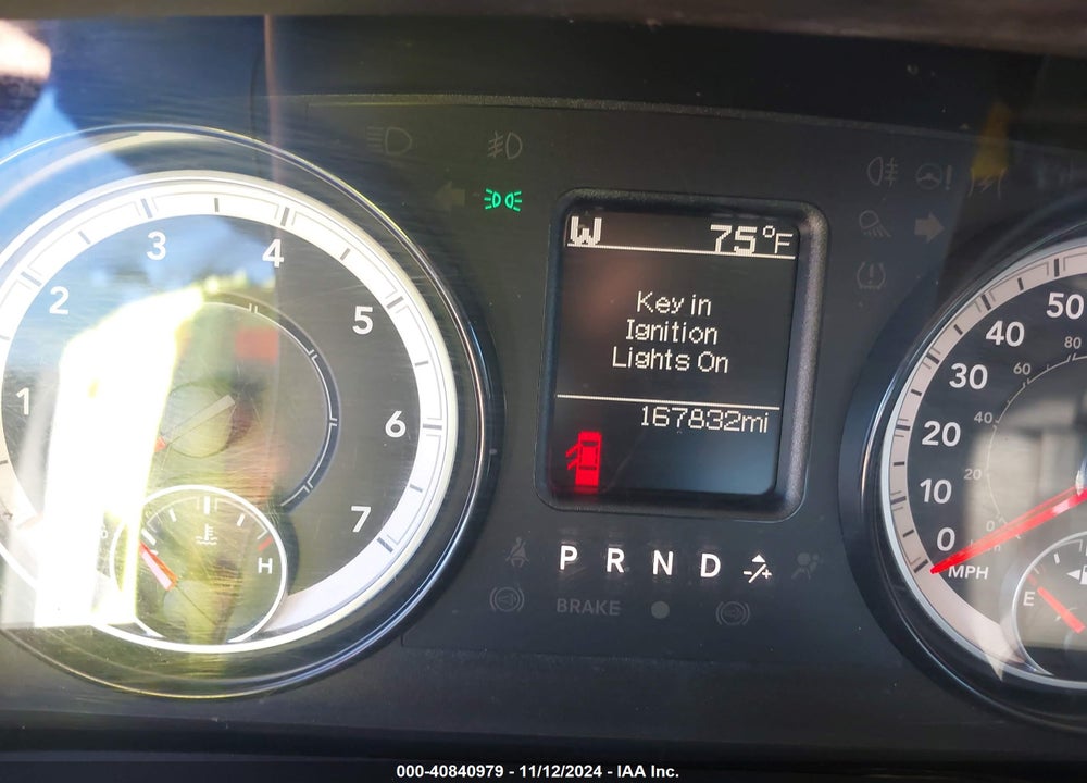 2019 RAM 1500 CLASSIC SLT 4X2 6'4 BOX VIN: 1C6RR6TTXKS653715