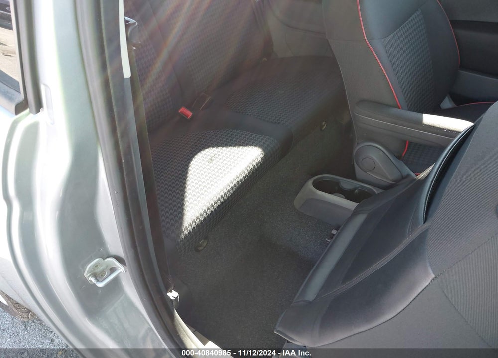 2017 FIAT 500 VIN: 3C3CFFKR9HT671406