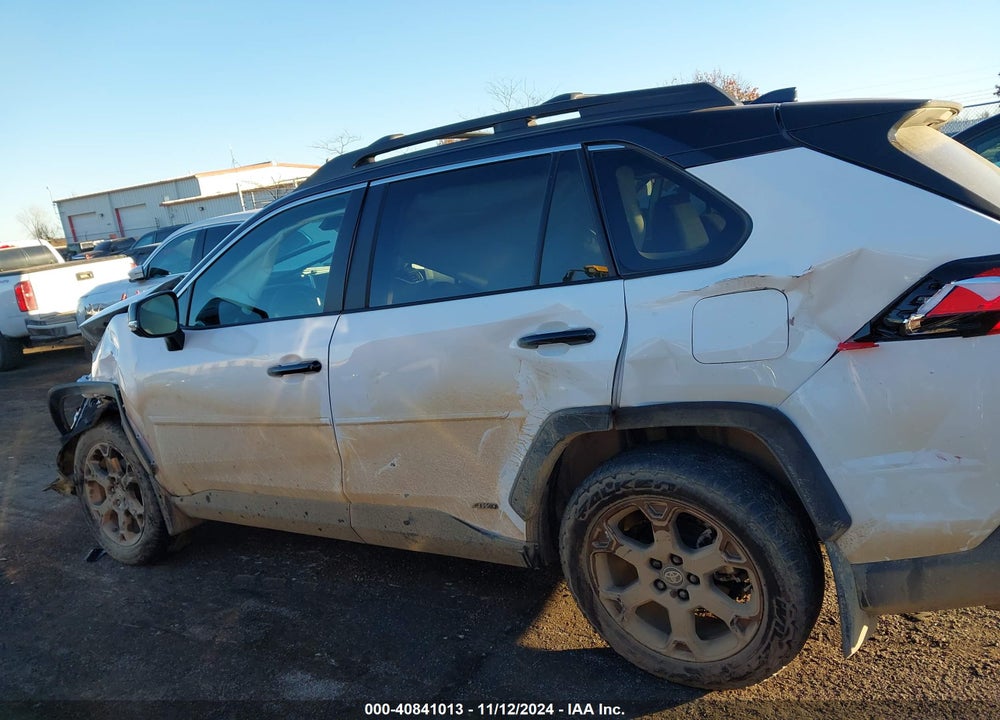 2024 TOYOTA RAV4 HYBRID WOODLAND EDITION VIN: 2T3UWRFV0RW215801