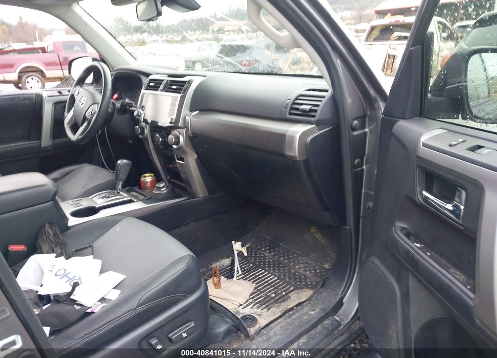 2020 TOYOTA 4RUNNER SR5 PREMIUM VIN: JTEBU5JR6L5829679