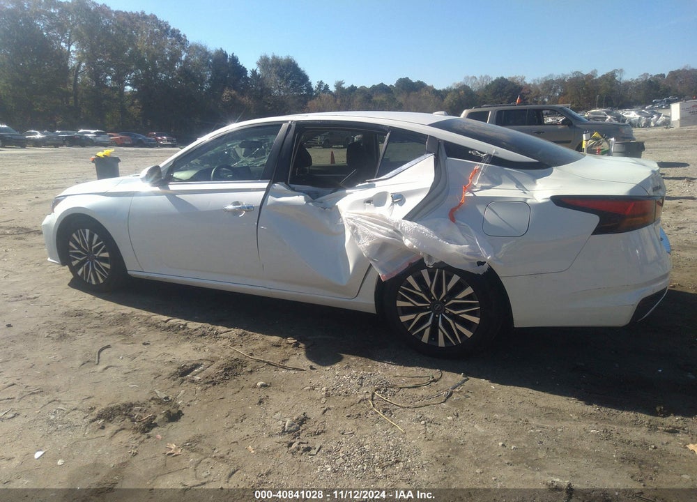 2023 NISSAN ALTIMA SV FWD VIN: 1N4BL4DV2PN422268
