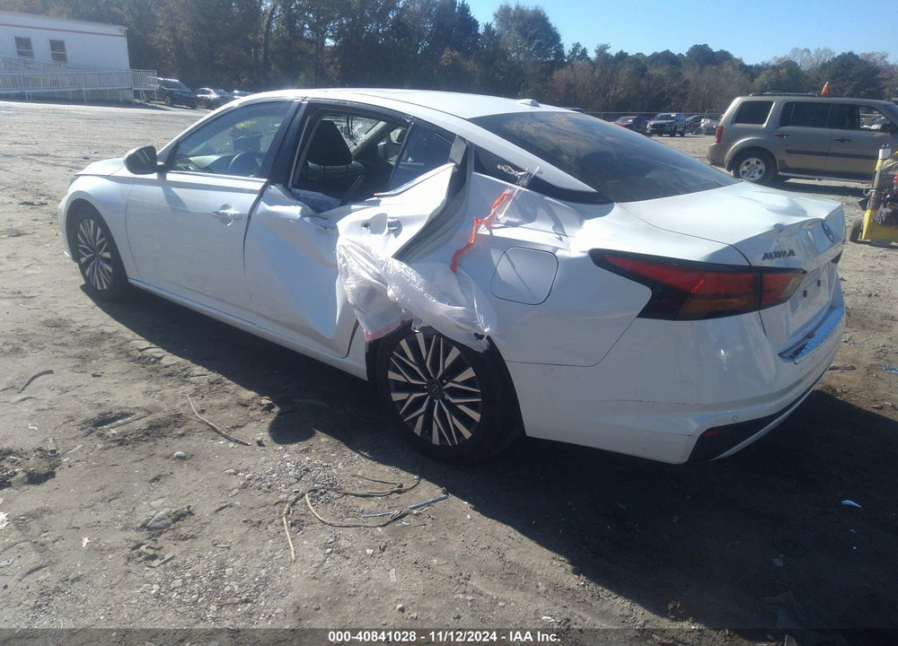 2023 NISSAN ALTIMA SV FWD VIN: 1N4BL4DV2PN422268