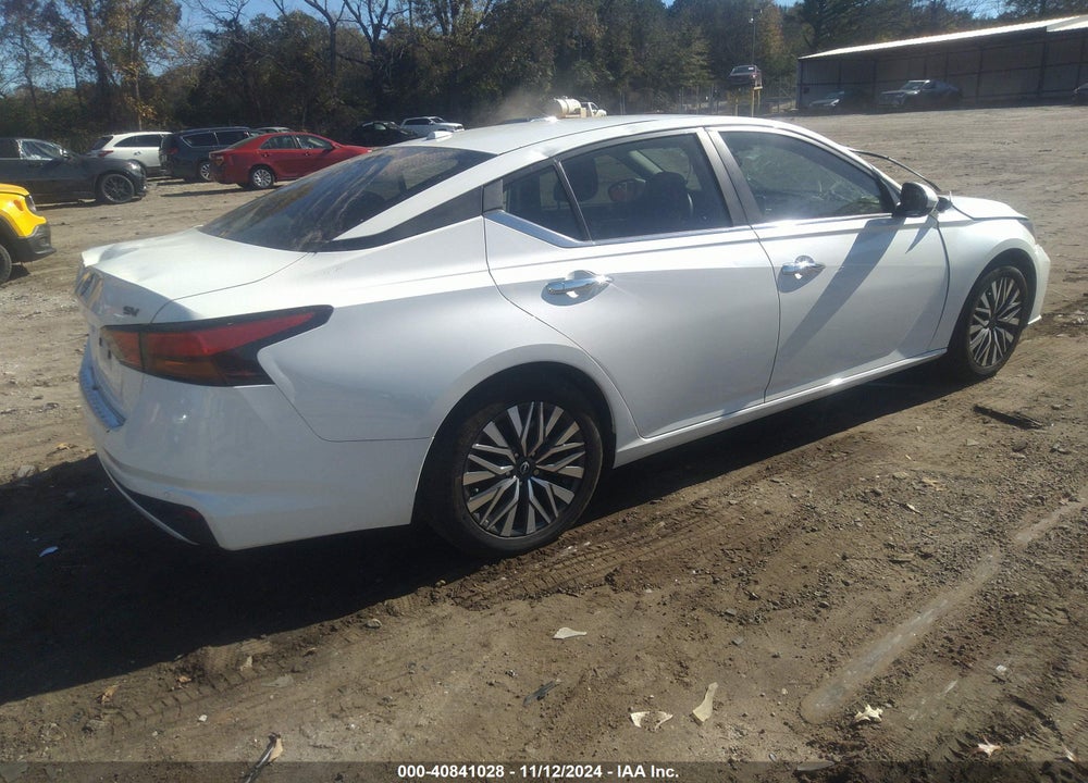 2023 NISSAN ALTIMA SV FWD VIN: 1N4BL4DV2PN422268