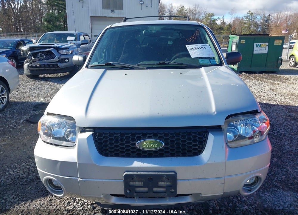 2005 FORD ESCAPE LIMITED VIN: 1FMCU941X5KB33283