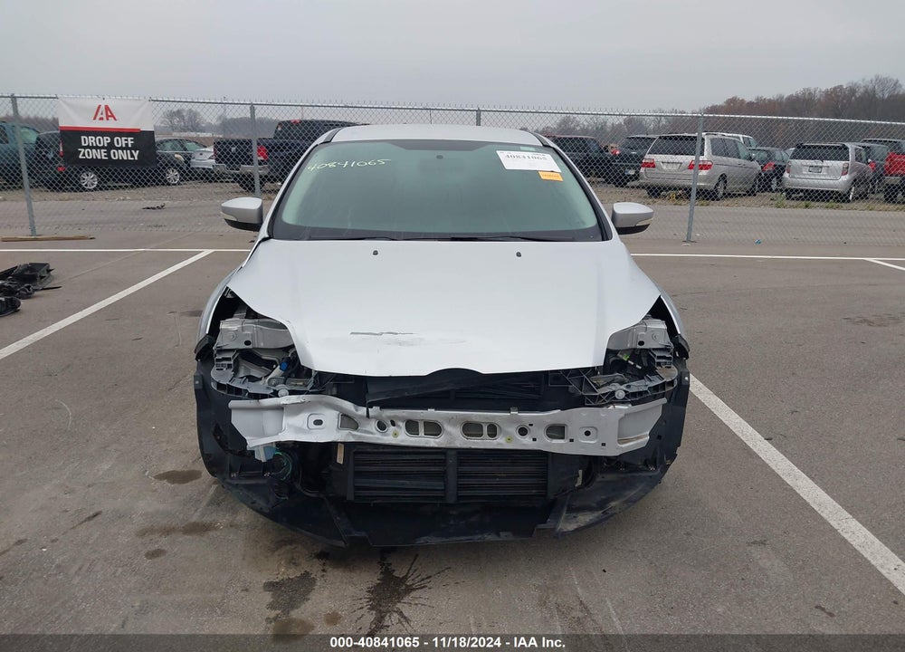 2014 FORD FOCUS SE VIN: 1FADP3F21EL160472