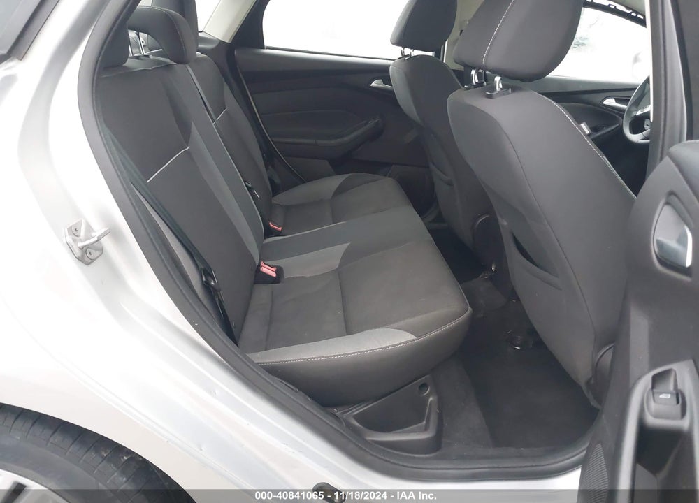 2014 FORD FOCUS SE VIN: 1FADP3F21EL160472