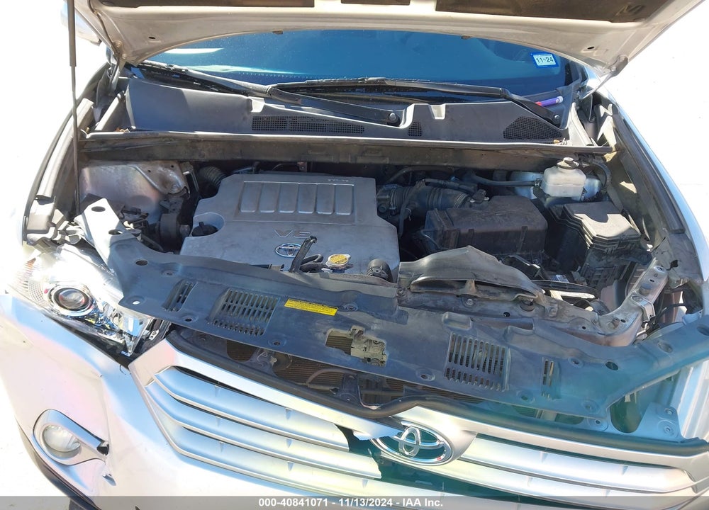 2013 TOYOTA HIGHLANDER LIMITED V6 VIN: 5TDYK3EH8DS121763