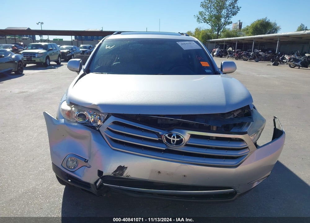 2013 TOYOTA HIGHLANDER LIMITED V6 VIN: 5TDYK3EH8DS121763