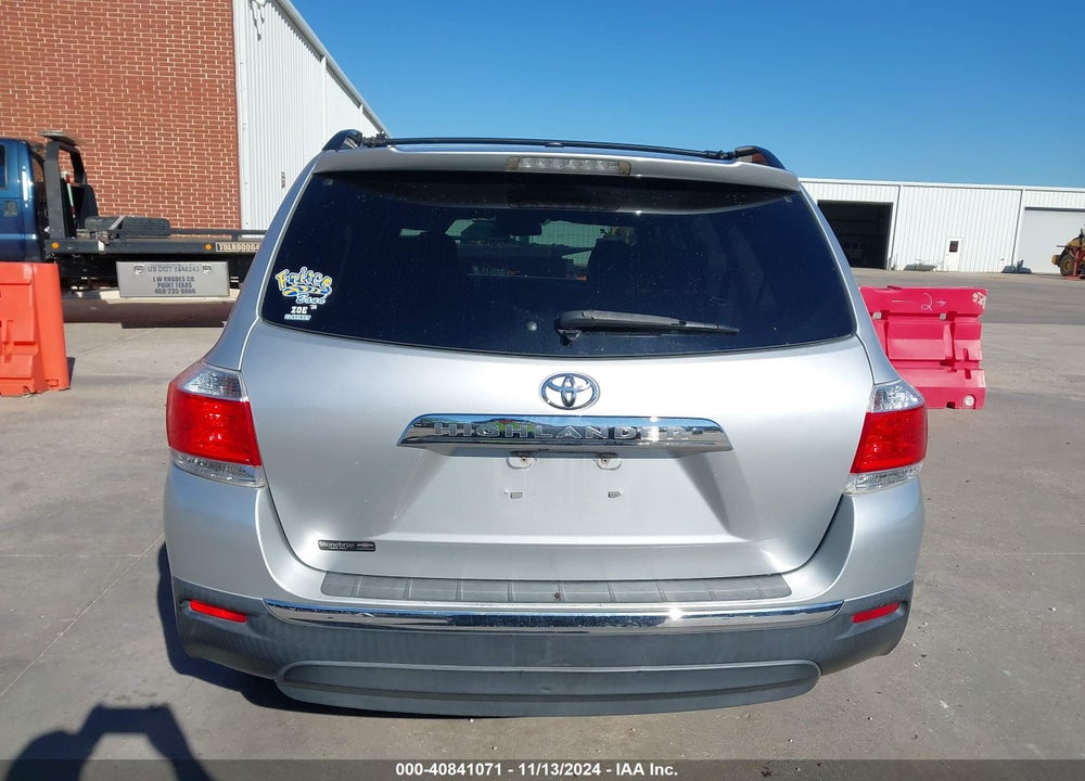 2013 TOYOTA HIGHLANDER LIMITED V6 VIN: 5TDYK3EH8DS121763