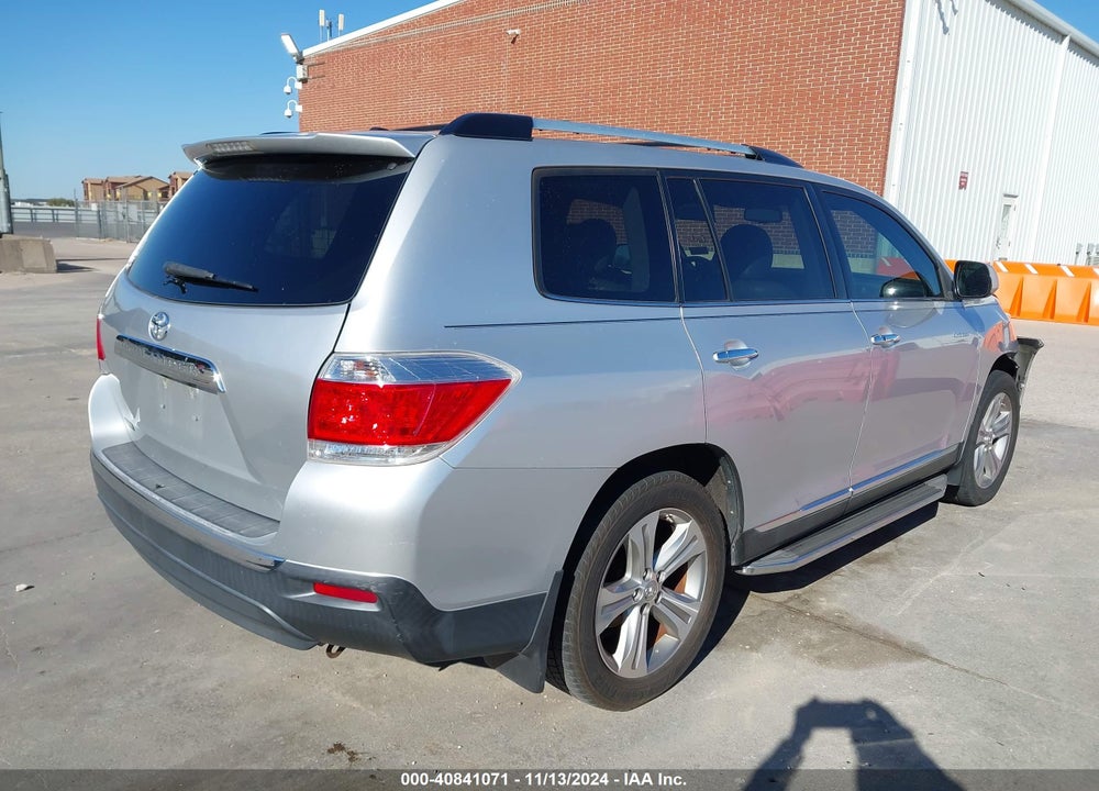 2013 TOYOTA HIGHLANDER LIMITED V6 VIN: 5TDYK3EH8DS121763