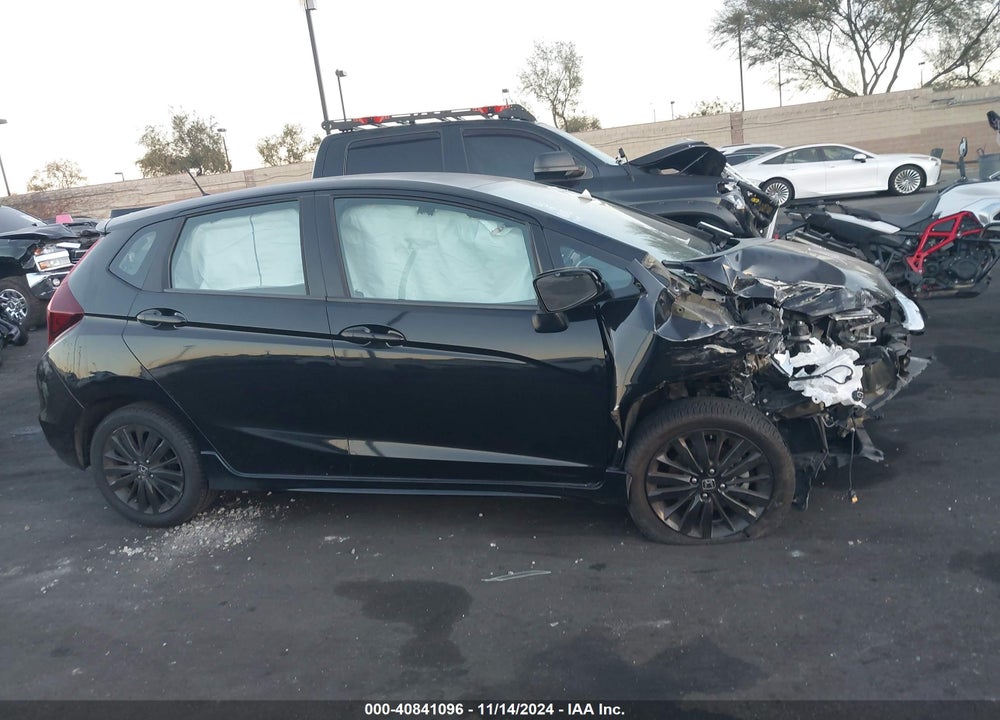 2018 HONDA FIT SPORT VIN: 3HGGK5H69JM731119