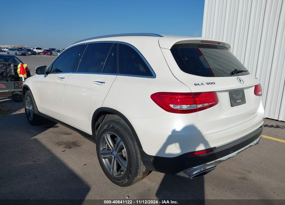 2017 MERCEDES-BENZ GLC 300 VIN: WDC0G4KB0HF165650
