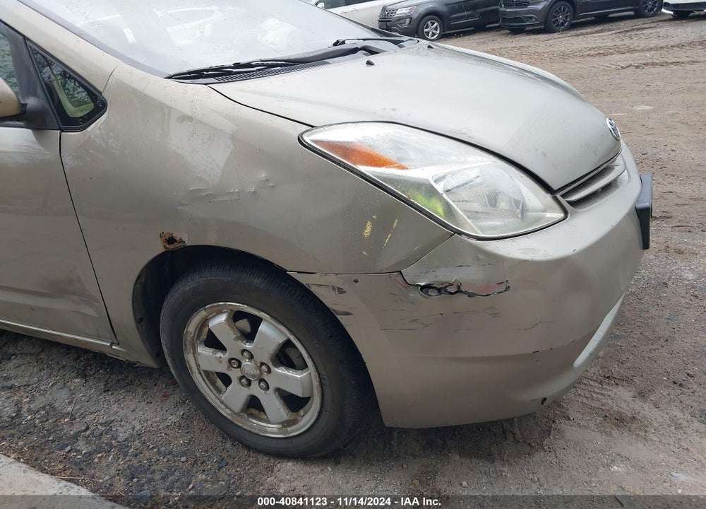 2005 TOYOTA PRIUS VIN: JTDKB20UX50129159
