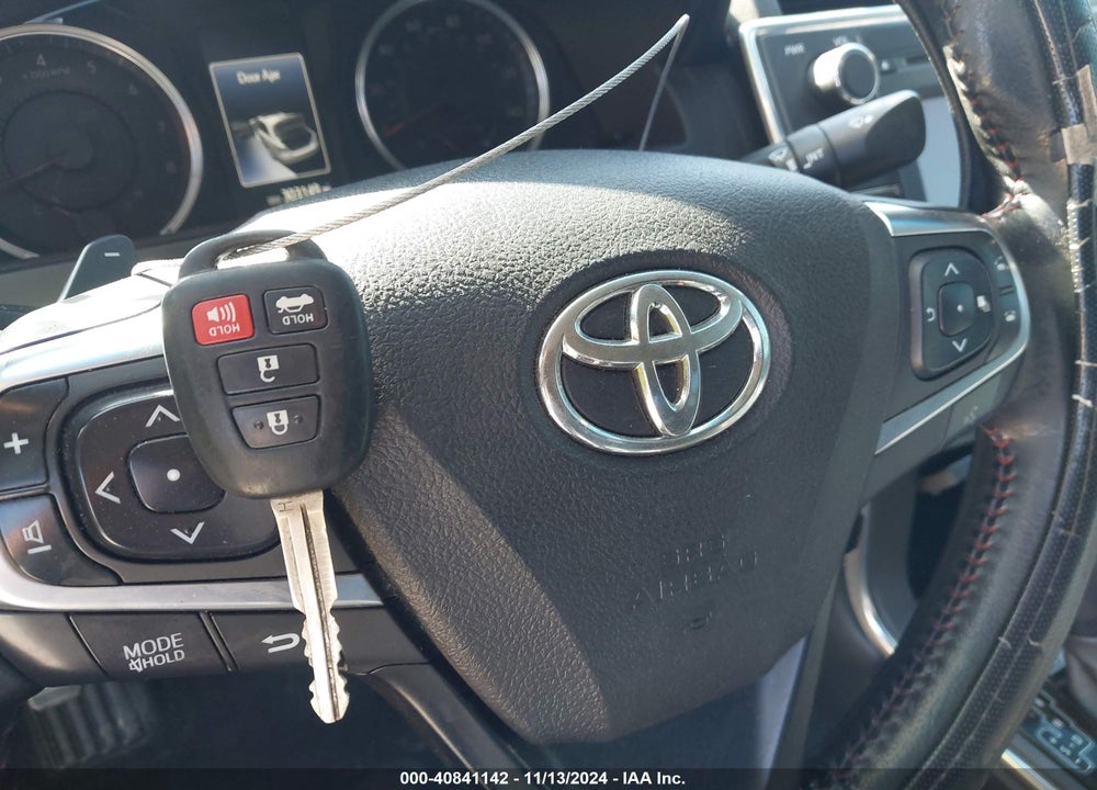 2015 TOYOTA CAMRY SE VIN: 4T1BF1FK7FU492660