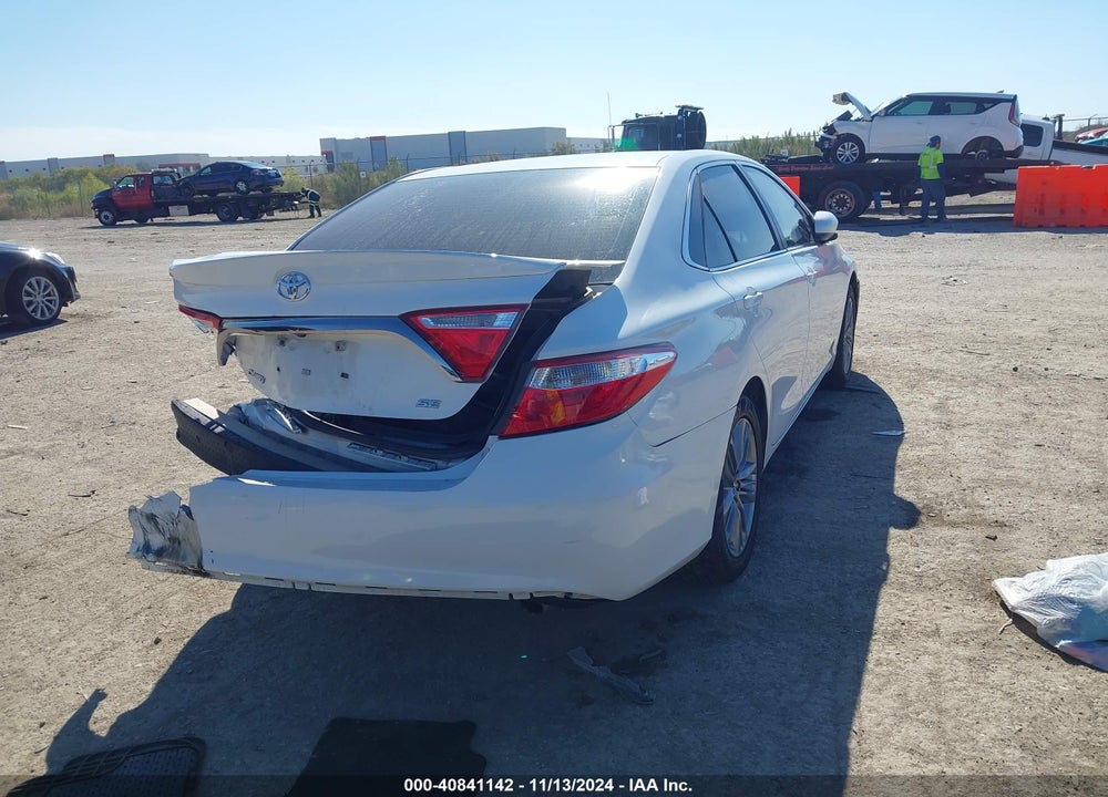 2015 TOYOTA CAMRY SE VIN: 4T1BF1FK7FU492660