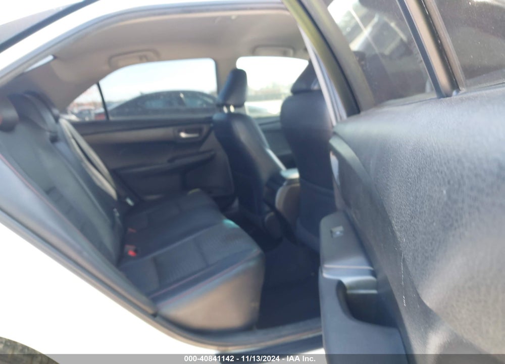 2015 TOYOTA CAMRY SE VIN: 4T1BF1FK7FU492660