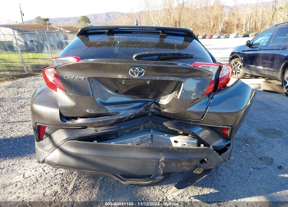 2018 TOYOTA C-HR XLE VIN: NMTKHMBX1JR059834