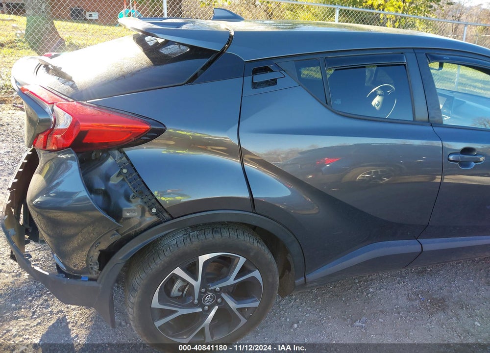 2018 TOYOTA C-HR XLE VIN: NMTKHMBX1JR059834