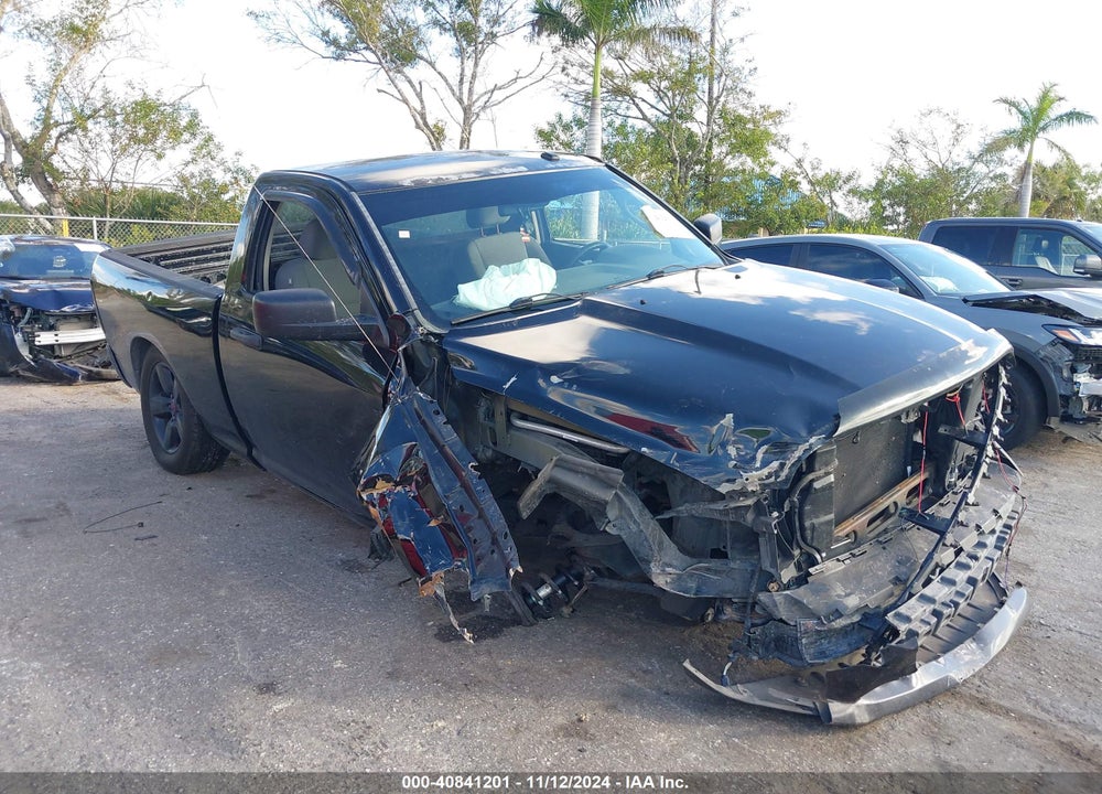2014 RAM 1500 EXPRESS VIN: 3C6JR6AT7EG127117