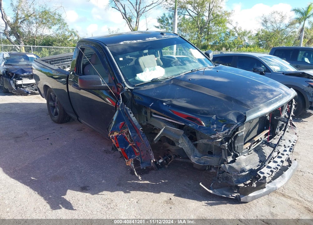 2014 RAM 1500 EXPRESS VIN: 3C6JR6AT7EG127117