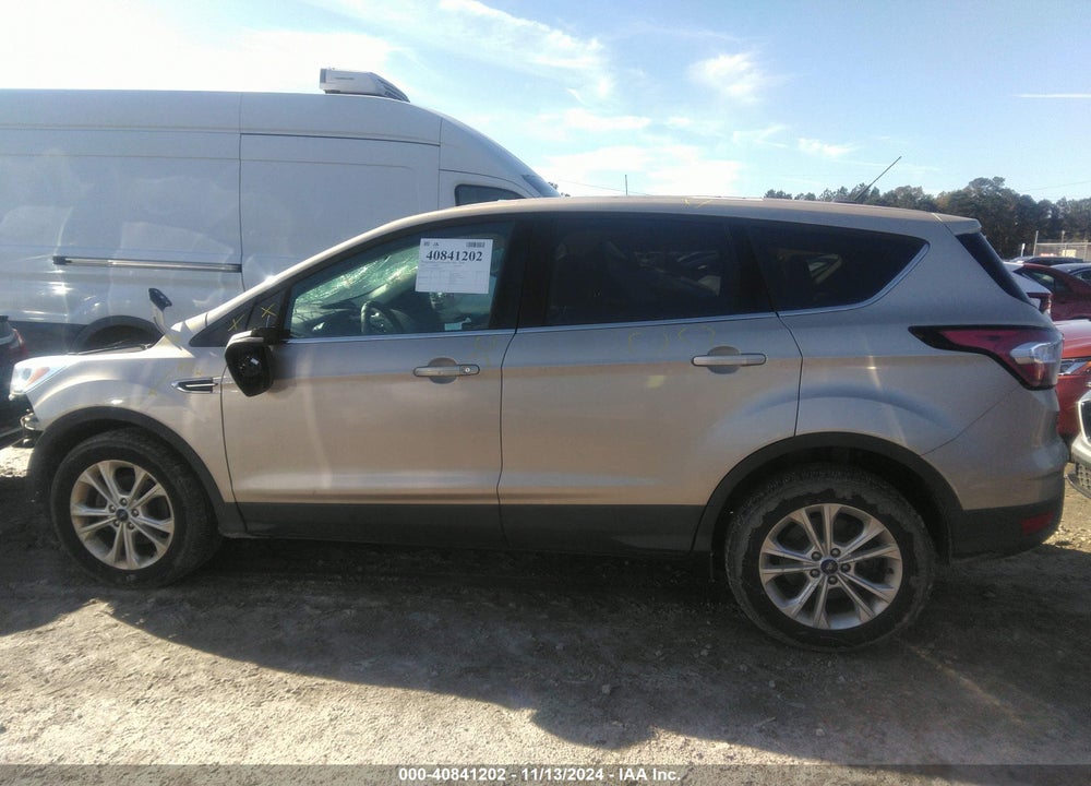 2017 FORD ESCAPE SE VIN: 1FMCU0GD4HUE97659