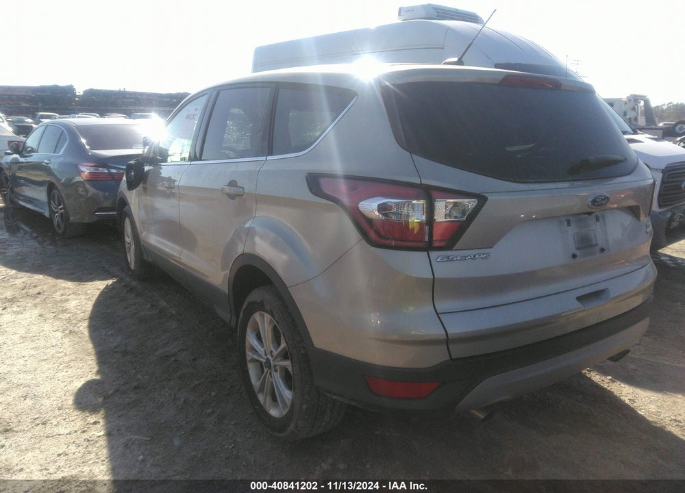 2017 FORD ESCAPE SE VIN: 1FMCU0GD4HUE97659