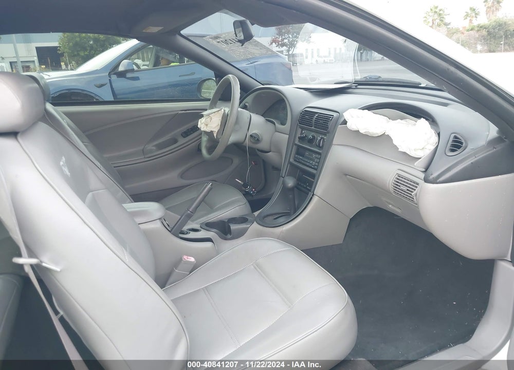 2000 FORD MUSTANG VIN: 1FAFP4444YF194038
