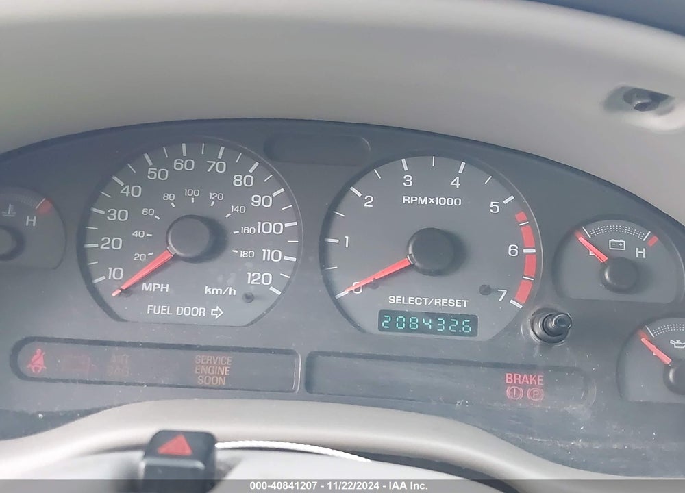 2000 FORD MUSTANG VIN: 1FAFP4444YF194038