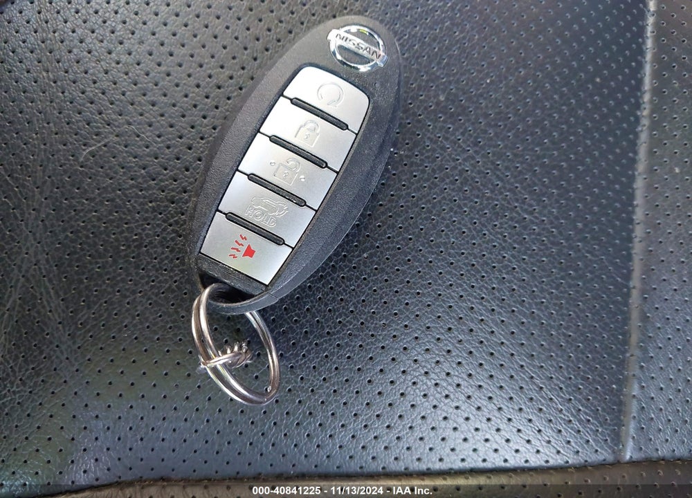 2019 NISSAN ROGUE SL VIN: 5N1AT2MV9KC720889