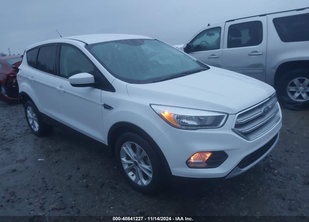 2017 FORD ESCAPE SE VIN: 1FMCU0GD6HUD34561