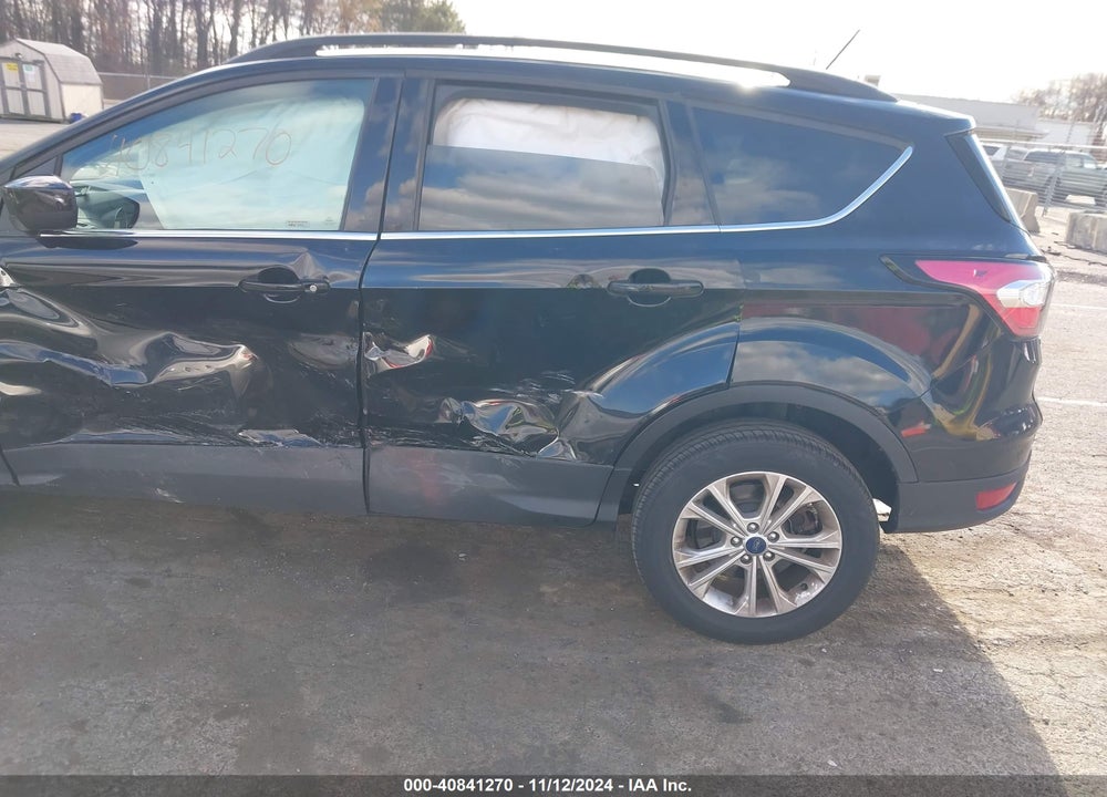 2018 FORD ESCAPE SE VIN: 1FMCU9GD4JUB01059
