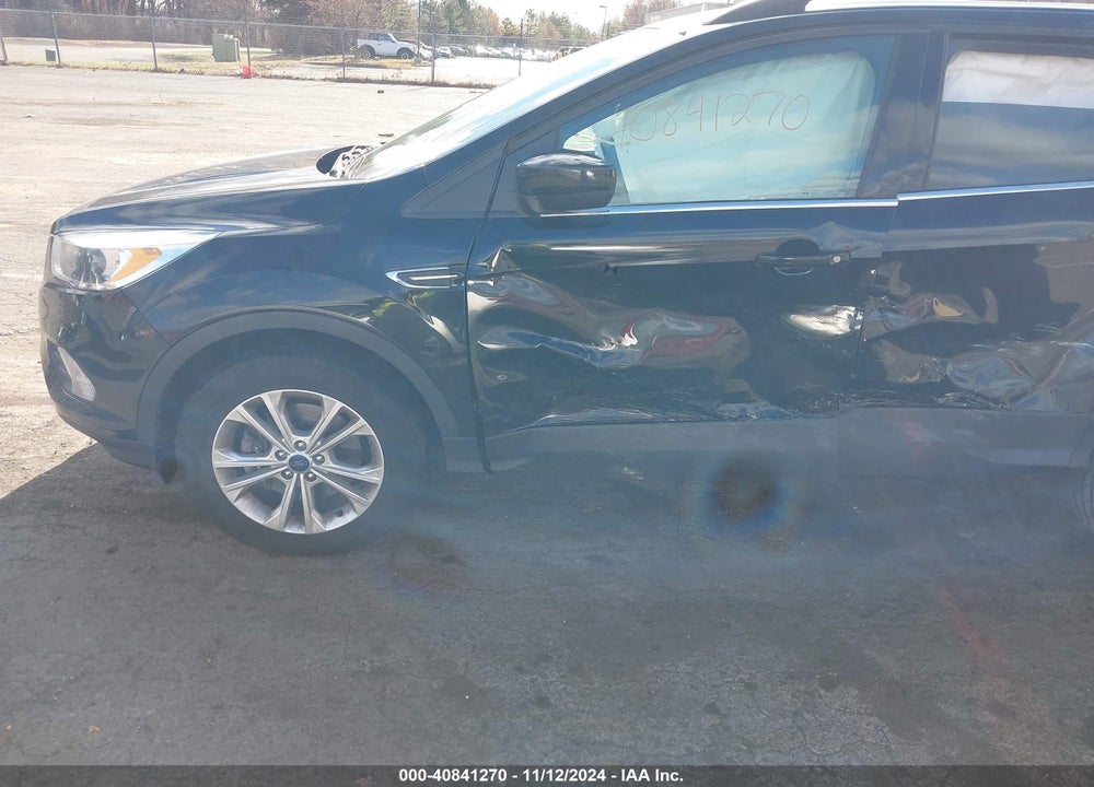 2018 FORD ESCAPE SE VIN: 1FMCU9GD4JUB01059