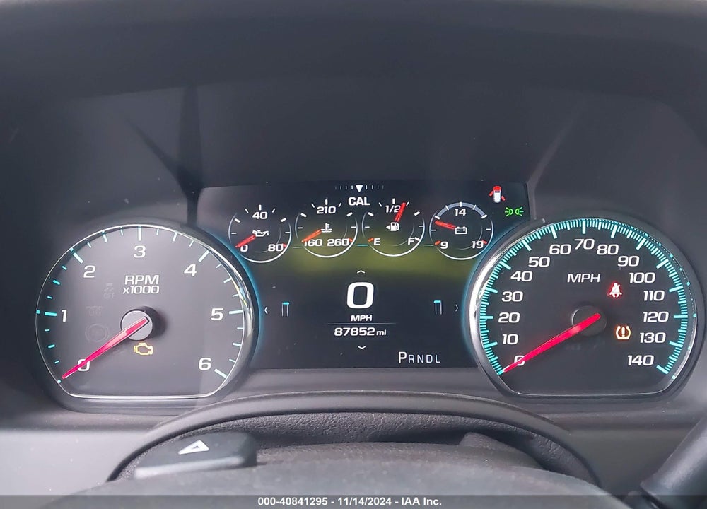 2018 GMC YUKON XL DENALI VIN: 1GKS2HKJ1JR192960