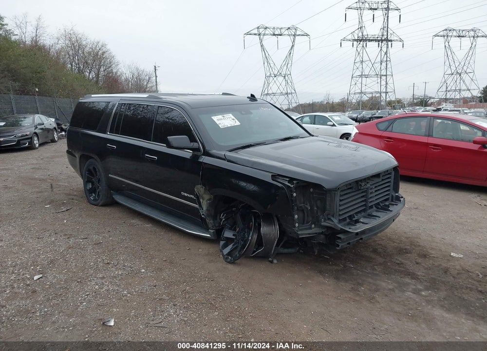 2018 GMC YUKON XL DENALI VIN: 1GKS2HKJ1JR192960