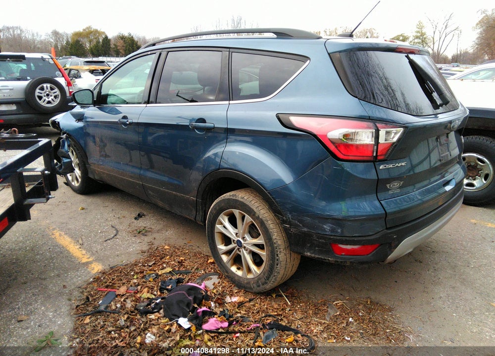 2018 FORD ESCAPE SE VIN: 1FMCU9GD2JUA21369
