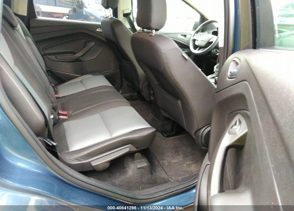 2018 FORD ESCAPE SE VIN: 1FMCU9GD2JUA21369