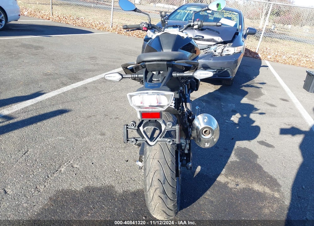 2024 BMW G310 R VIN: WB30G4306RRA66261