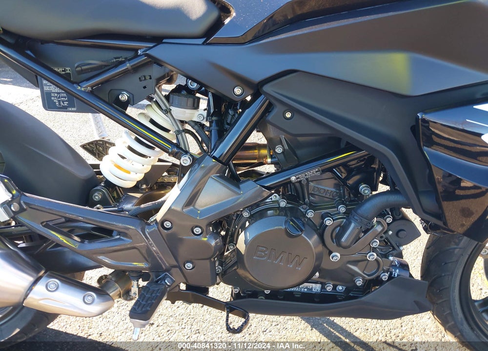 2024 BMW G310 R VIN: WB30G4306RRA66261