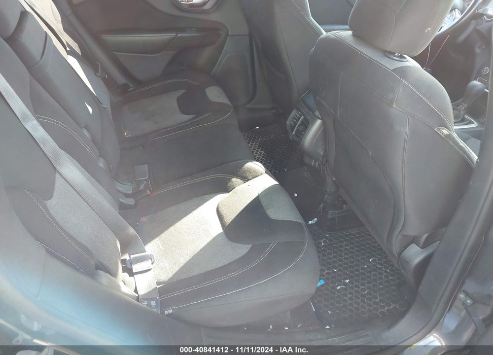 2014 JEEP CHEROKEE LATITUDE VIN: 1C4PJLCS6EW299265