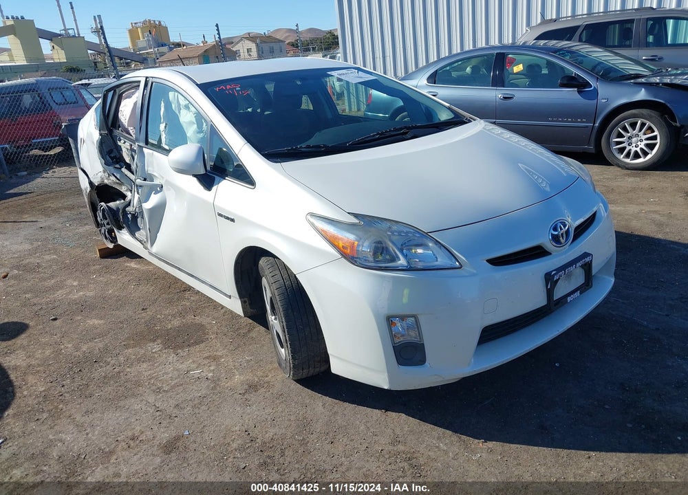 2011 TOYOTA PRIUS TWO VIN: JTDKN3DU3B1370882