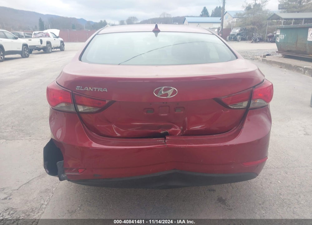 2015 HYUNDAI ELANTRA SE VIN: 5NPDH4AE9FH584258