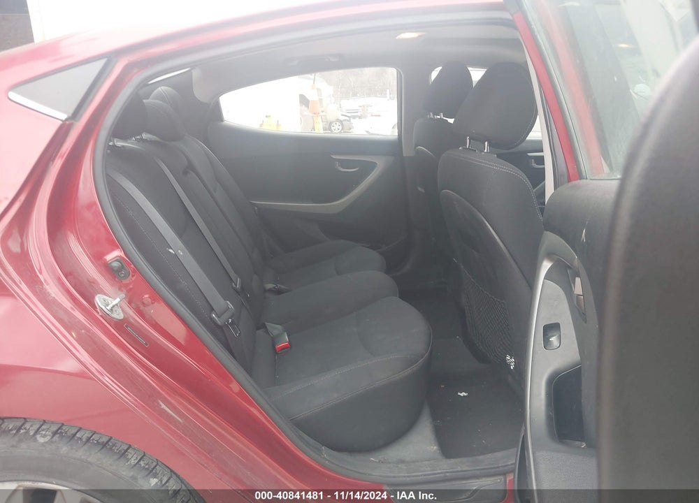 2015 HYUNDAI ELANTRA SE VIN: 5NPDH4AE9FH584258