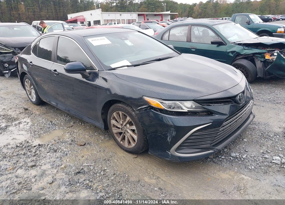 2021 TOYOTA CAMRY LE VIN: 4T1C11AK9MU405445