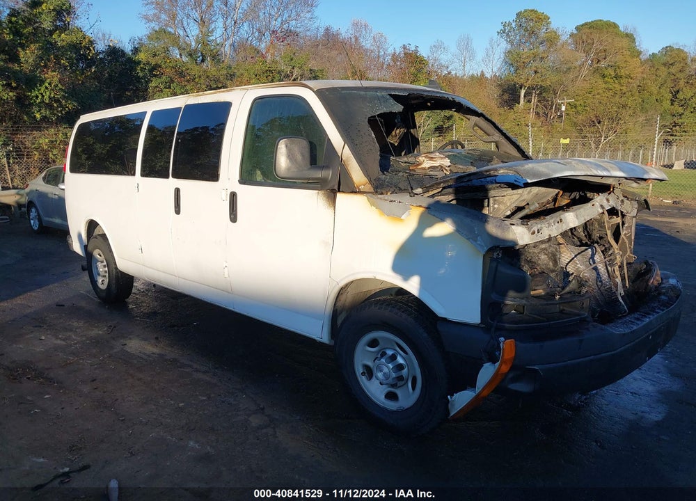 2016 CHEVROLET EXPRESS 3500 LS VIN: 1GAZGNFFXG1182086