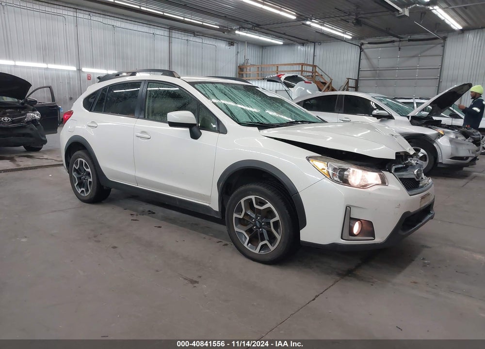 2017 SUBARU CROSSTREK 2.0I PREMIUM VIN: JF2GPABC0H8214220