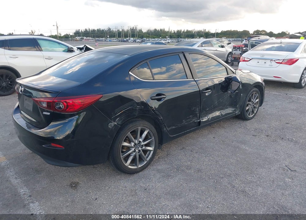 2018 MAZDA 3 TOURING VIN: 3MZBN1V3XJM209292