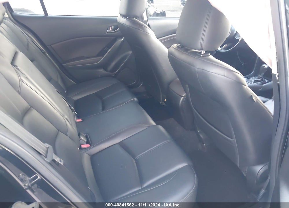 2018 MAZDA 3 TOURING VIN: 3MZBN1V3XJM209292