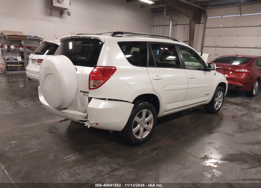 2008 TOYOTA RAV4 LIMITED VIN: JTMBD34V285215382