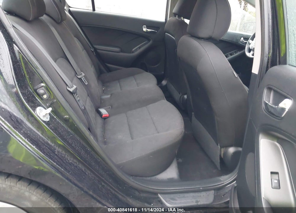 2016 KIA FORTE LX VIN: KNAFK4A67G5567587