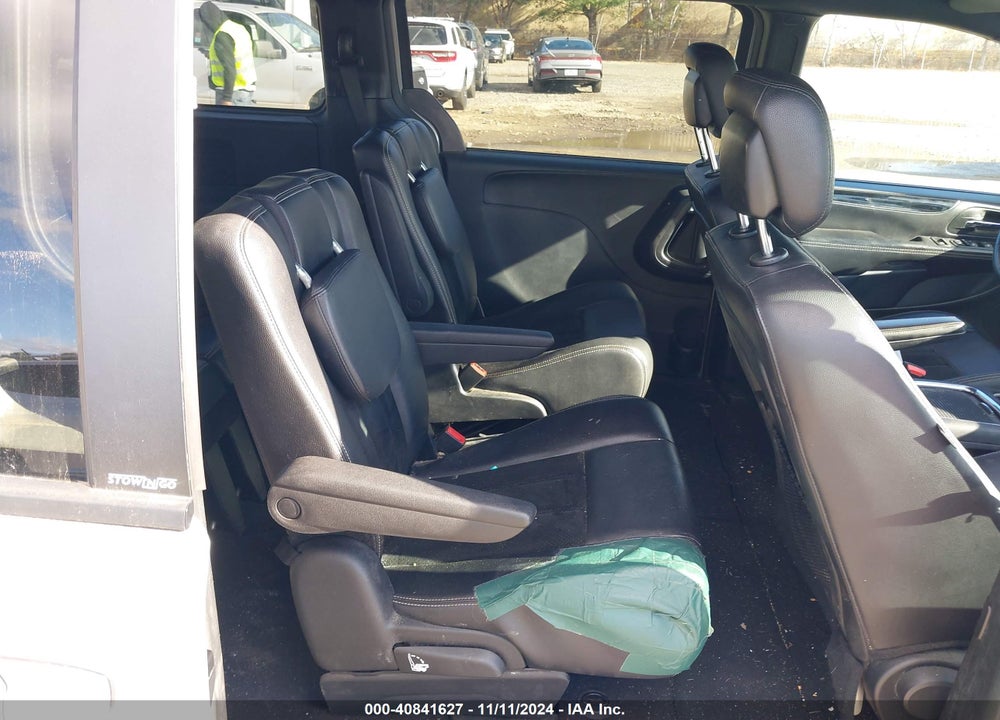 2014 DODGE GRAND CARAVAN SXT 30TH ANNIVERSARY VIN: 2C4RDGCG1ER330711